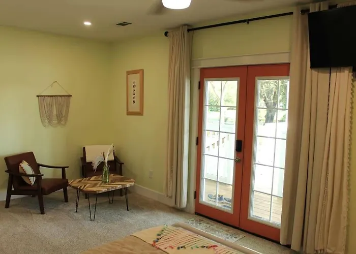 Relax And Enjoy Bayou Grande
